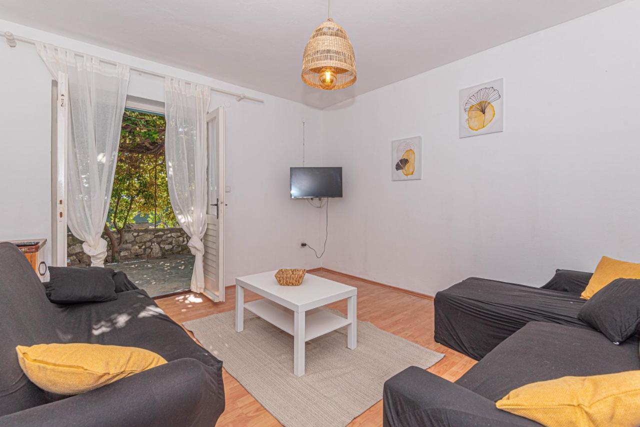 Apartment Nocturno Rogoznica  Eksteriør bilde